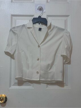 Cropped Short-Sleeve Button Front Top
